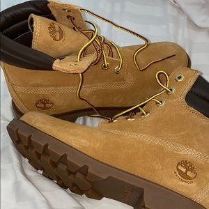 Timberland boots. Worn once. Great condition.